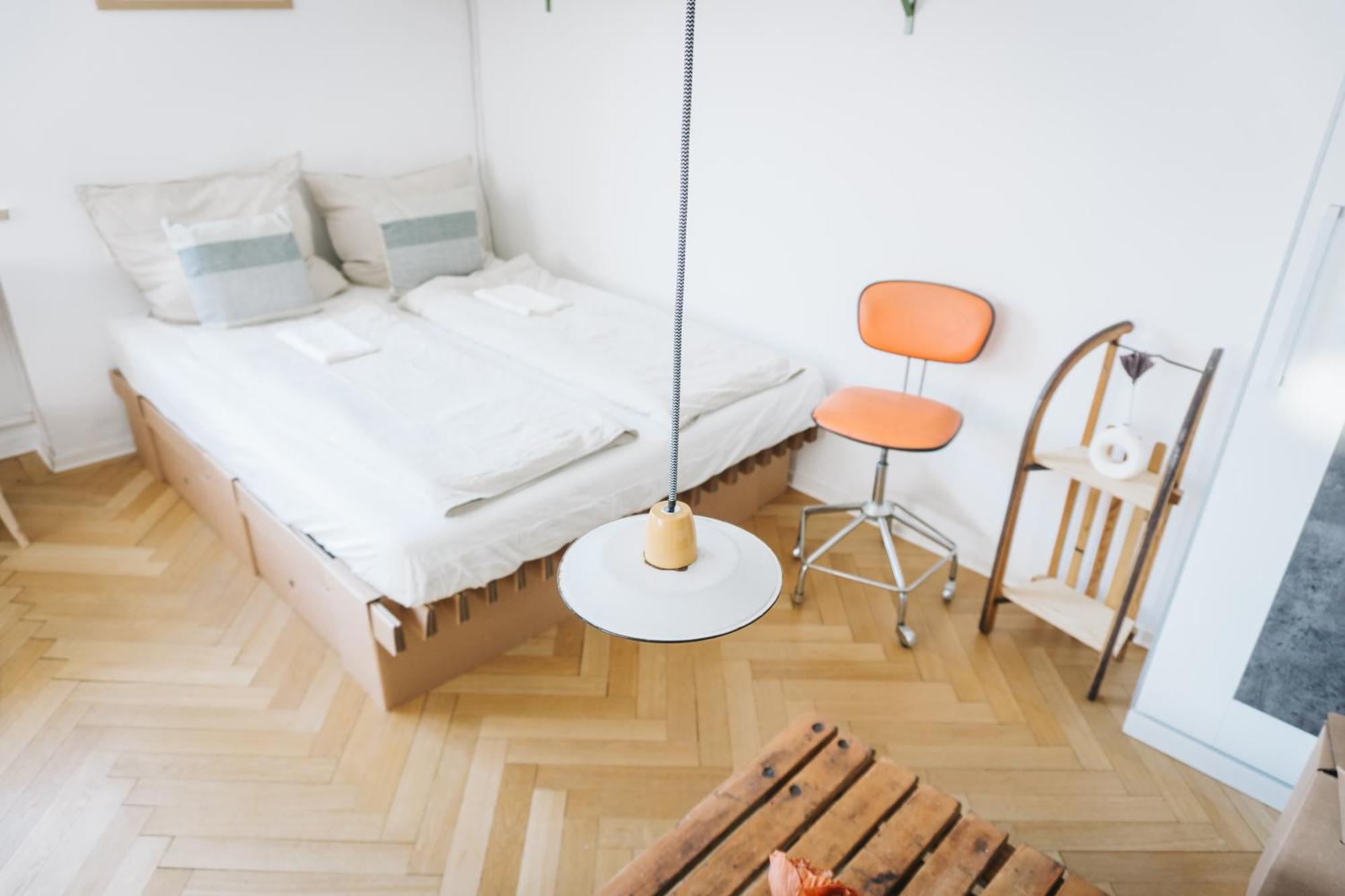 Raum Life - Vintage Loft - Heimkino Netflix - 2X Privat Parkplaetze Apartamento Straubing Exterior foto