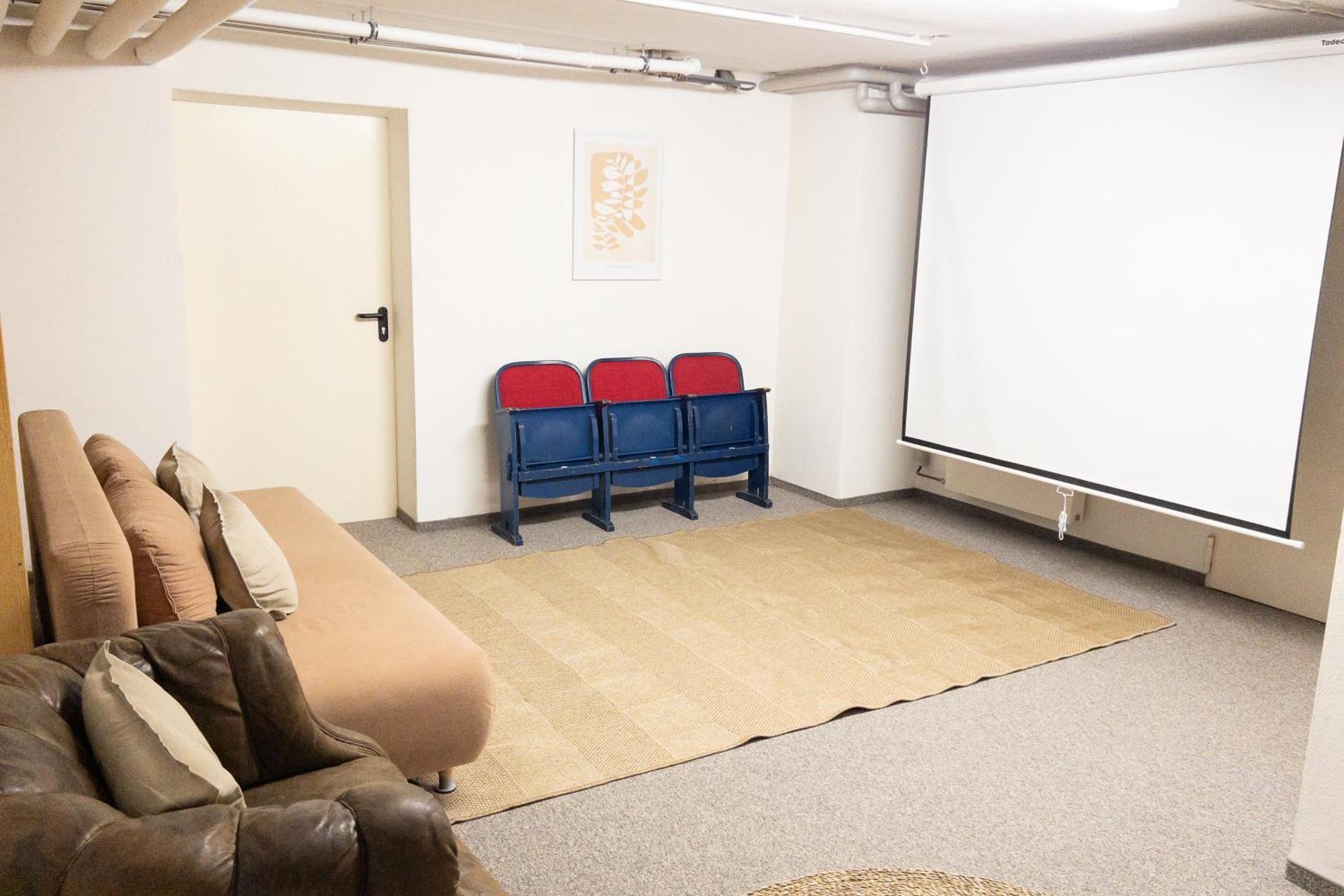Raum Life - Vintage Loft - Heimkino Netflix - 2X Privat Parkplaetze Apartamento Straubing Exterior foto